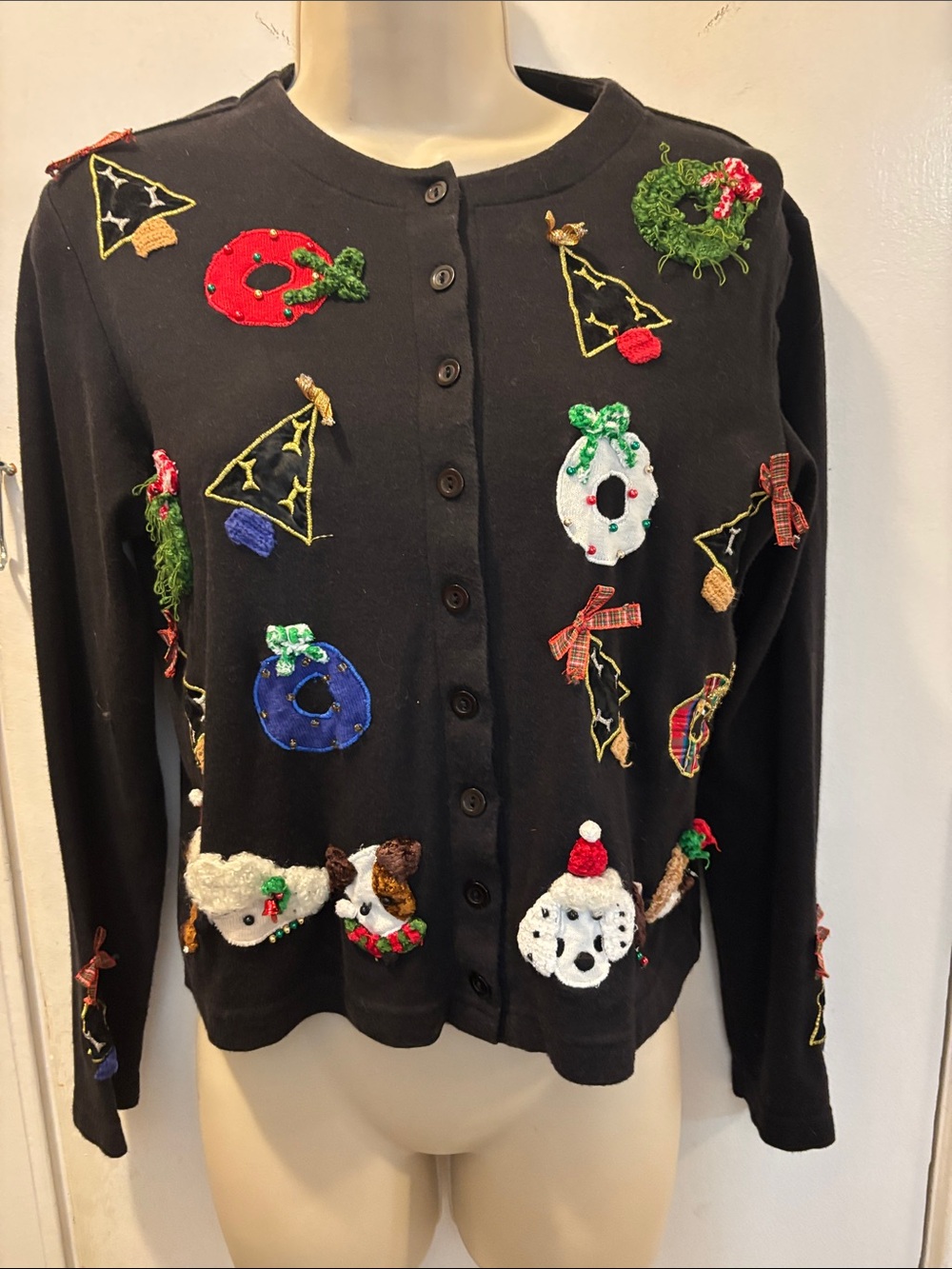 Berek Holiday dogs small Embroidered Applique Button Cardigan 26-383